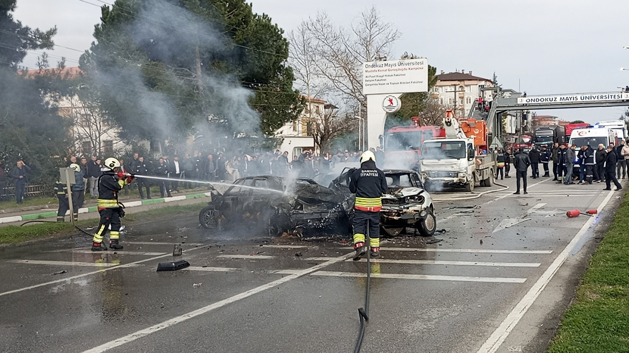 Samsun’da zincirleme kaza: 6 araç çarpıştı, araçlar alev aldı