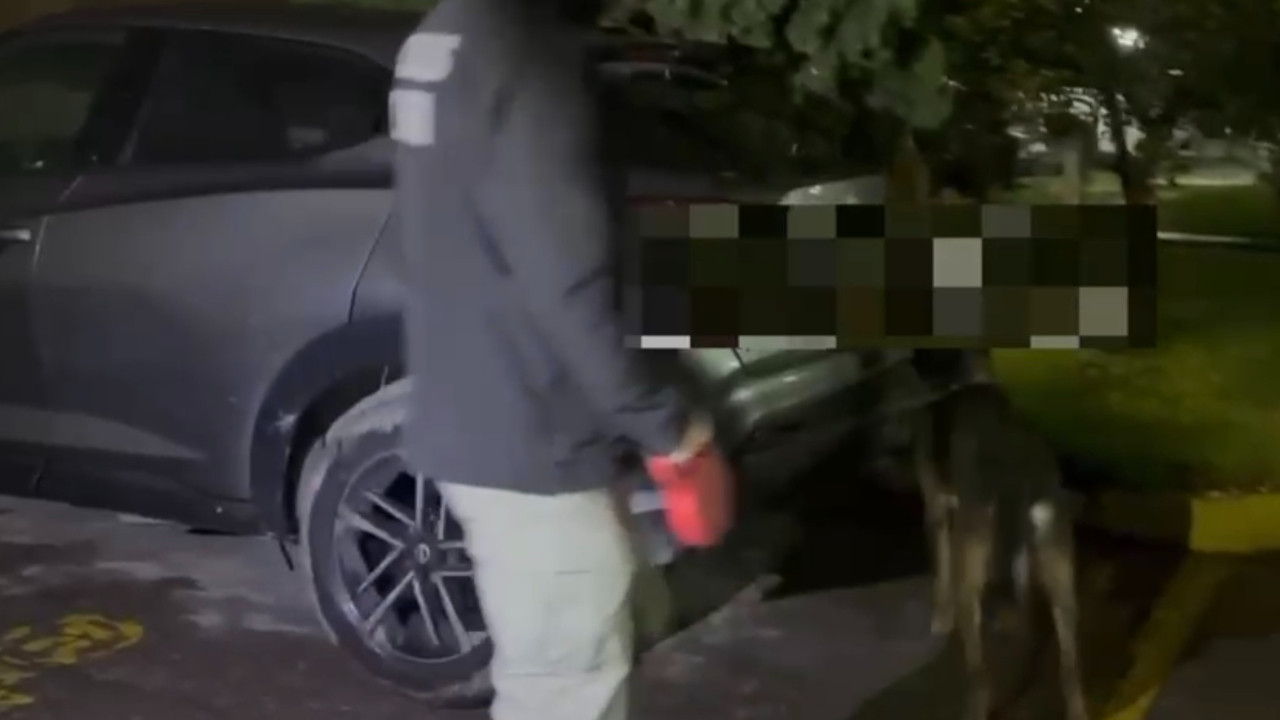 Polisin dur ihtarına uymayan cipten binlerce sentetik hap ele geçirildi