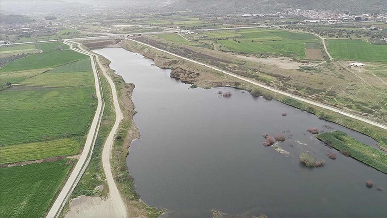 İzmir'de yağmur bereketi: Sadece barajlar değil, toprağın altındaki su depoları da doluyor