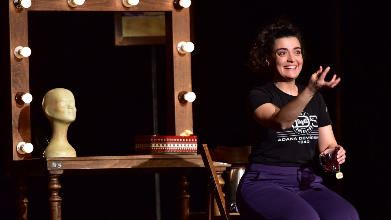 Ödüllü ‘Yan Rol’ Bursa’da ayakta alkışlandı