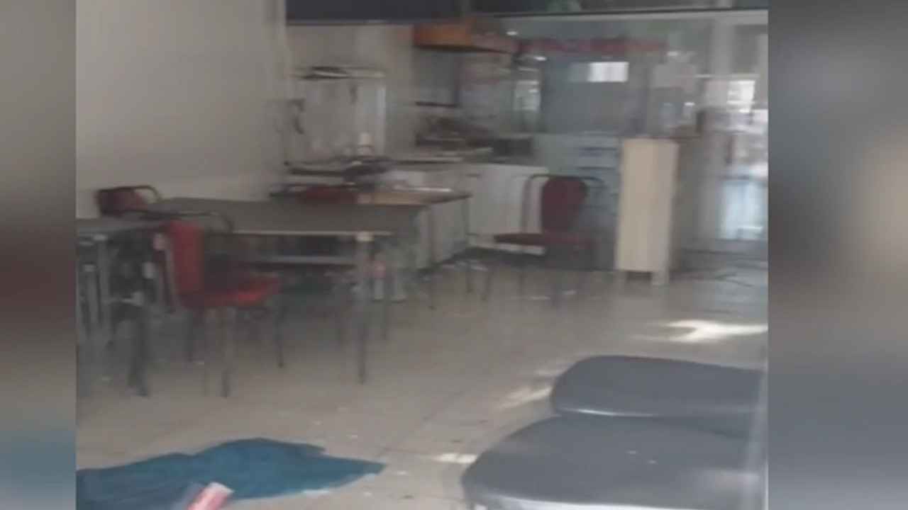 Ailesine kabusu yaşattı: Evi ateşe verdi, ekmek teknelerini hurdaya çevirdi