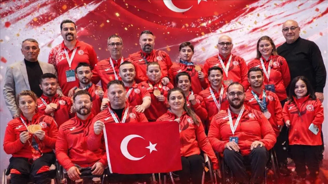 Milli sporculardan Avrupa Şampiyonası'nın son gününde 4 madalya