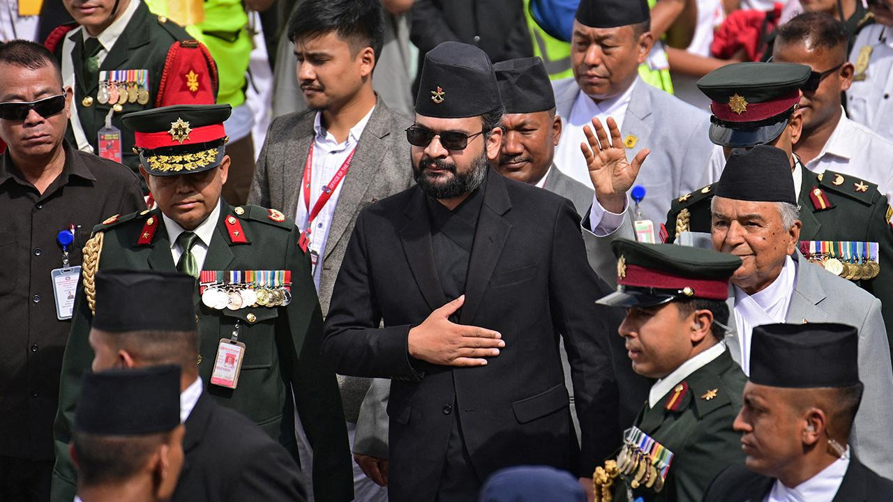 Nepal’de seçimleri 35 yaşındaki rapçi kazandı: Gençlerin protestosu hükümeti devirmişti