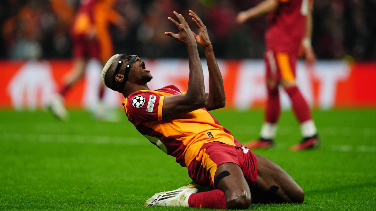 Osimhen gözyaşlarına hakim olamadı: Liverpool maçı öncesi duygusal sahne