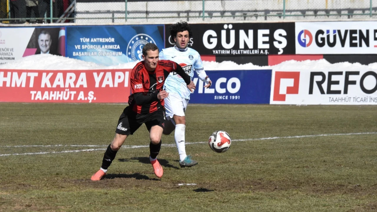 Vanspor, Adana Demirspor'u tek golle geçti