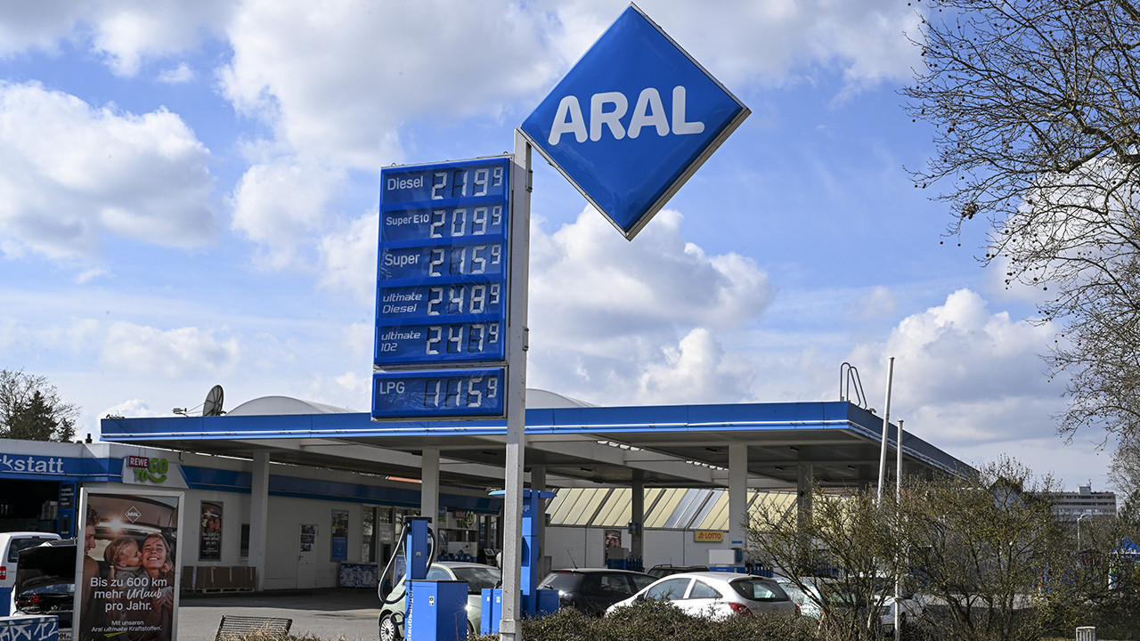 Almanya’dan benzin fiyatları için düzenleme hazırlığı