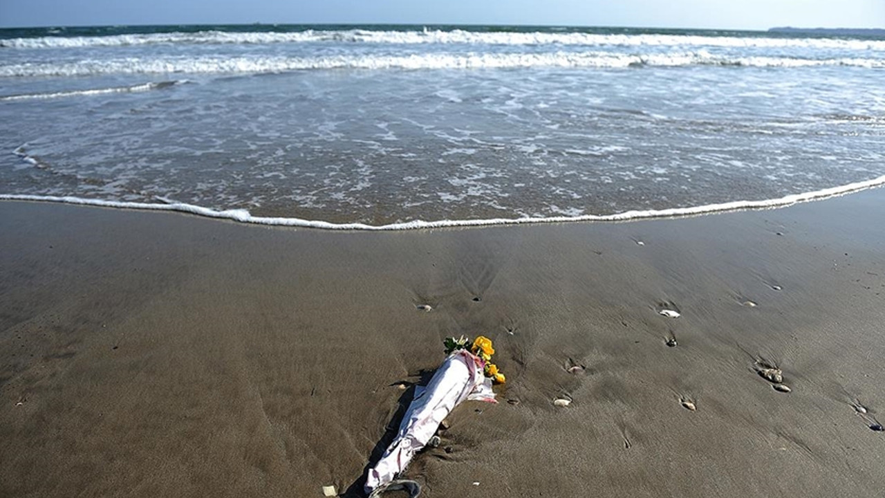Japonya’da büyük felaketin yıl dönümü: Deprem kurbanları anıldı