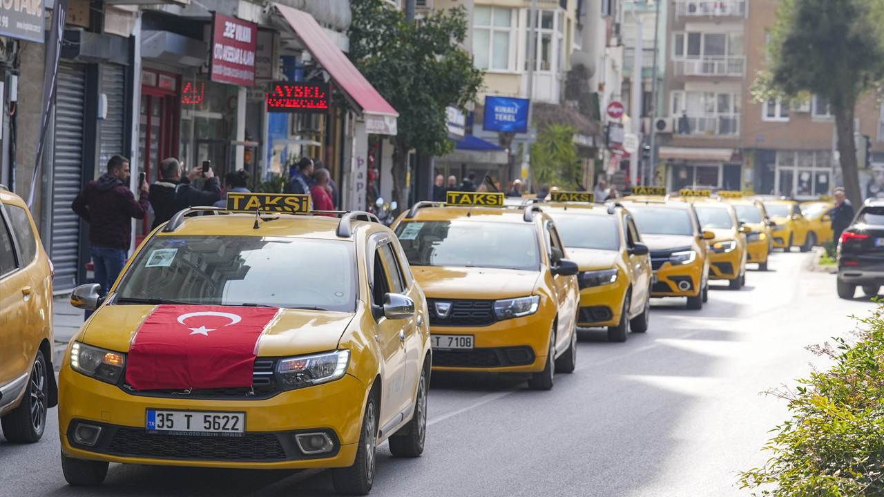 Öldürülen taksicinin meslektaşları sokaklara döküldü