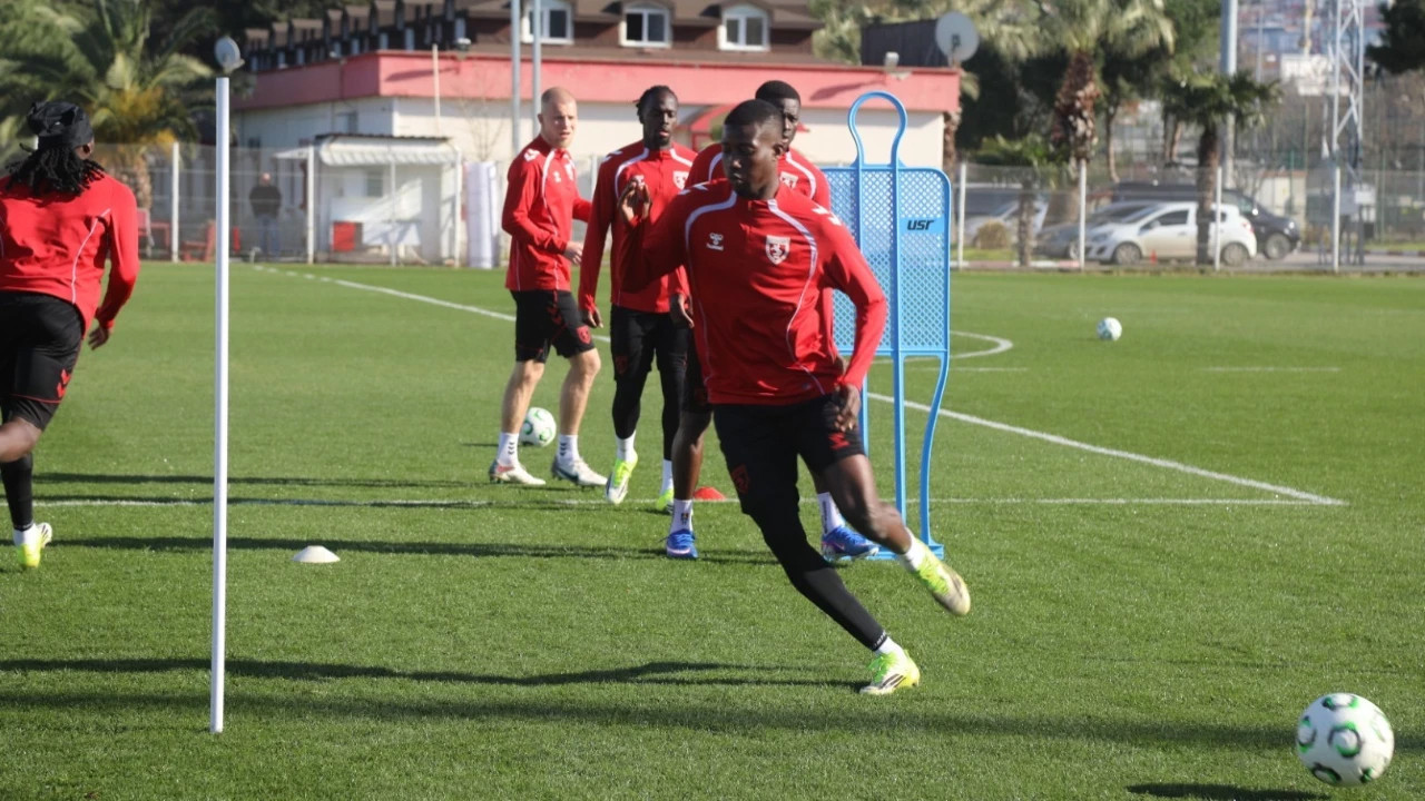 Samsunspor, Rayo Vallecano maçının hazırlıklarını tamamladı