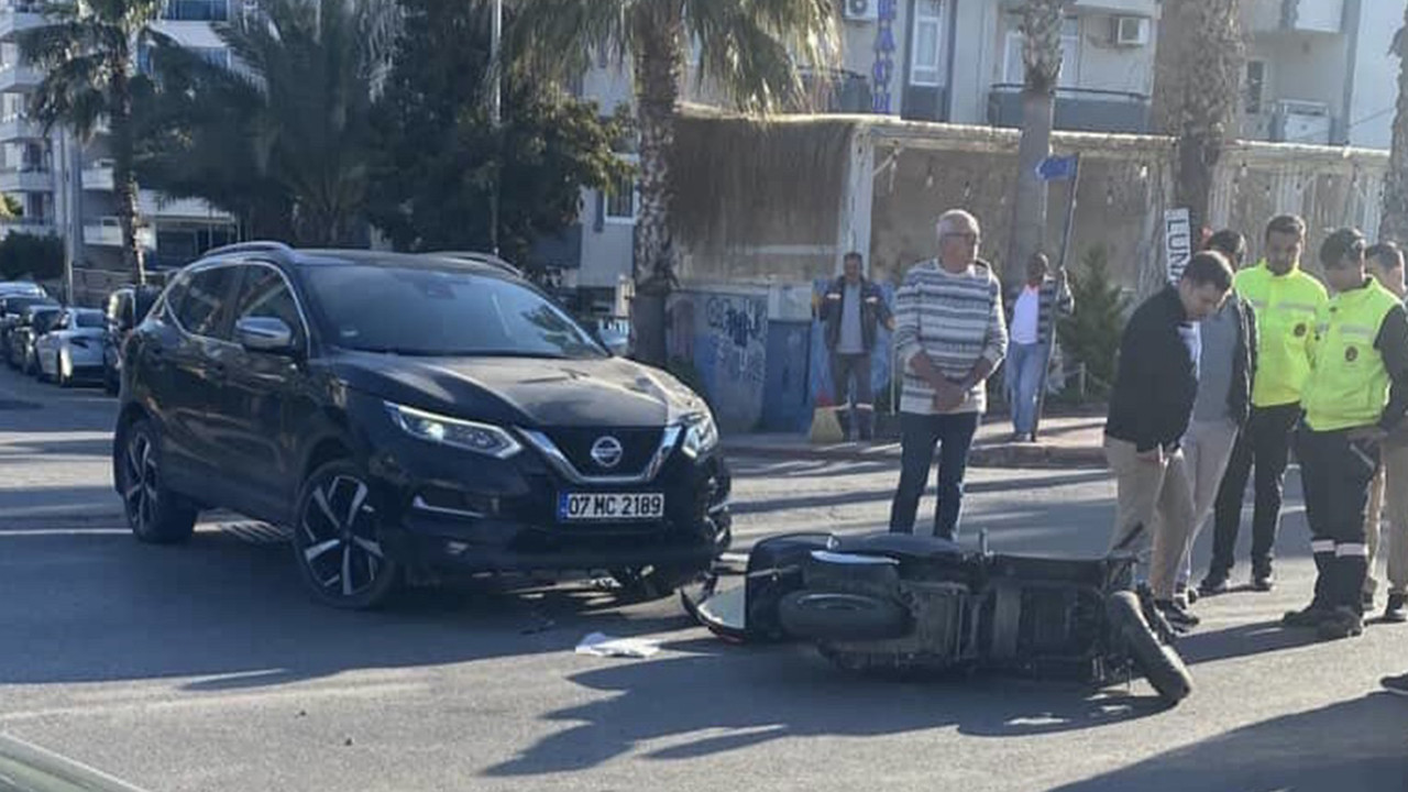 Alanya’da otomobil ile motosiklet çarpıştı: 1 ölü, 1 yaralı