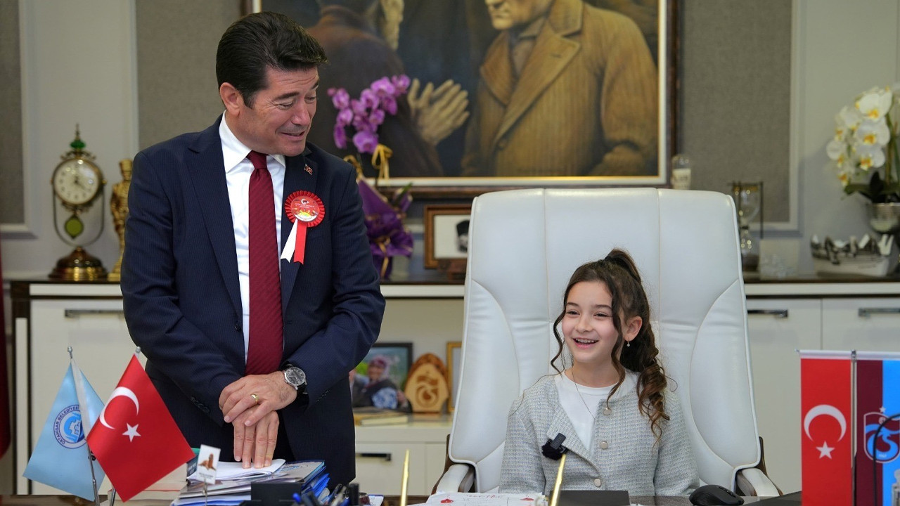 Başkan Kaya’nın 23 Nisan’da koltuğunu devrettiği Lina, dünya şampiyonu oldu