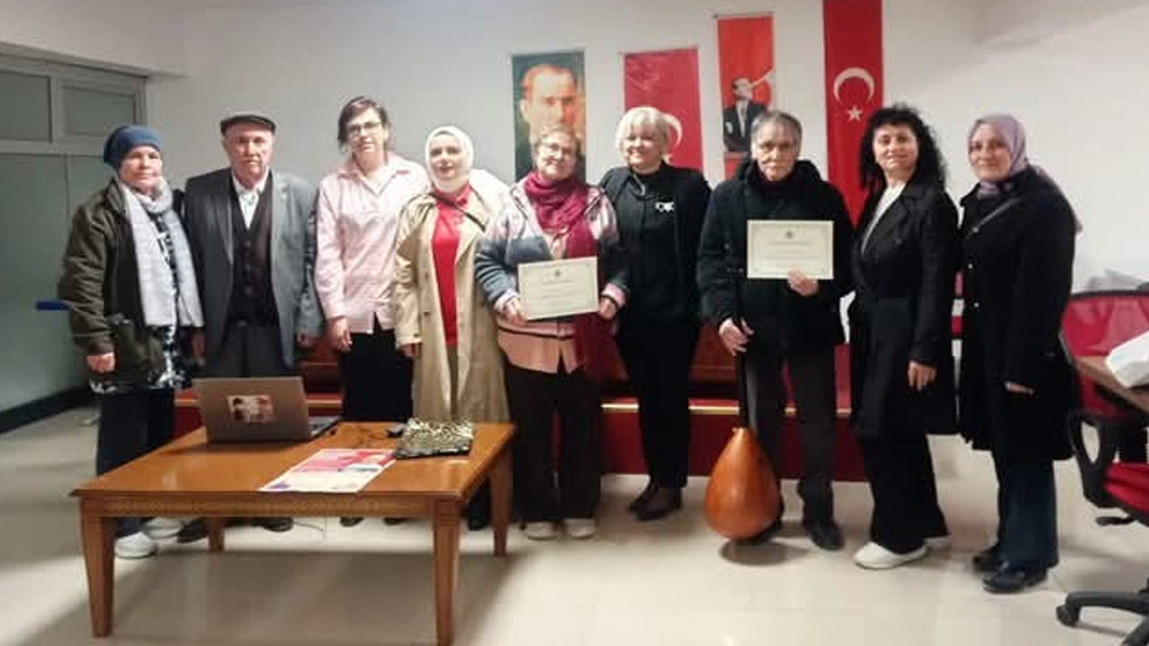 Bilecik Kent Konseyinde Bedriye Berber Engin ile söyleşi programı düzenlendi