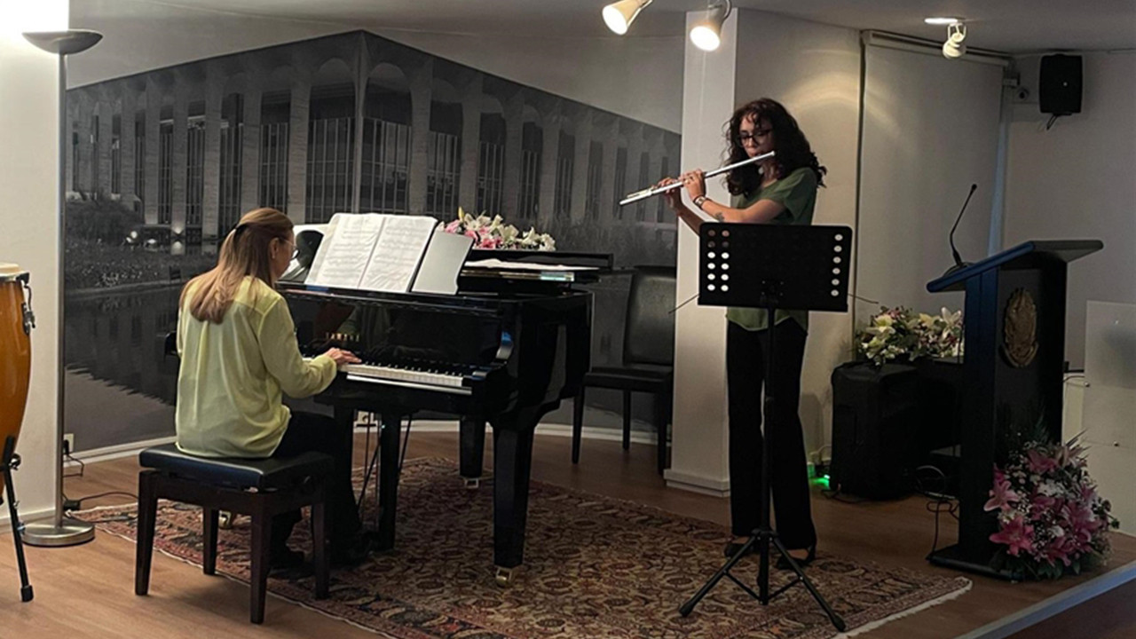 Brezilya Ankara Büyükelçisi'nden 8 Mart'a özel konser: Kadın hakları ve müzik buluştu