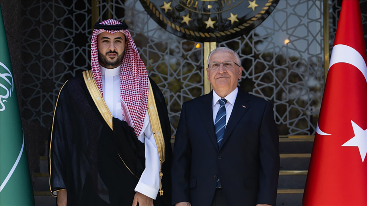 Milli Savunma Bakanı Güler, Suudi Arabistan'lı mevkidaşı Selman ile telefonda görüştü