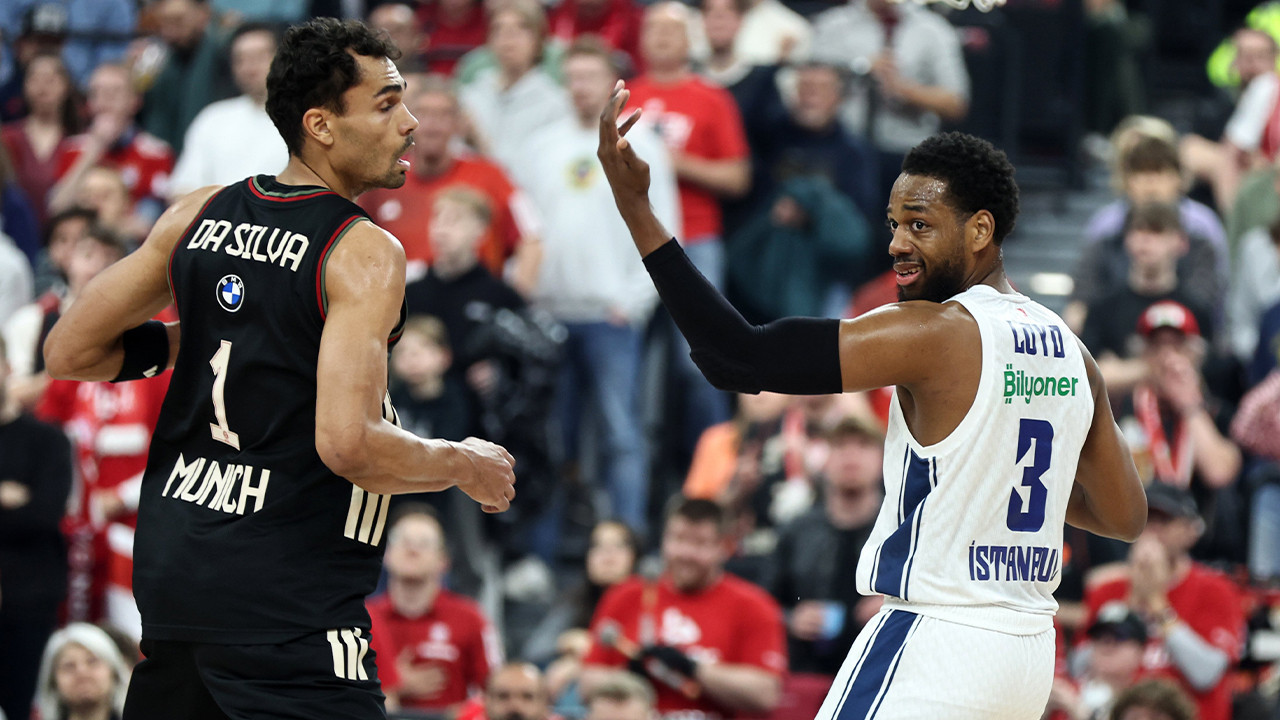 Anadolu Efes Bayern Münih'i son saniye üçlüğüyle devirdi