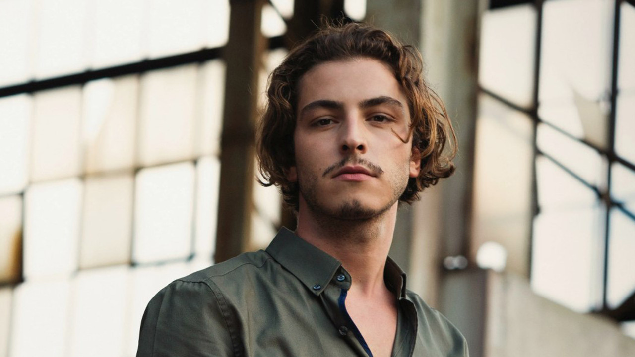 Dan Levy’den yeni Netflix bombası: “Big mistakes” 9 Nisan’da yayında: Boran Kuzum Hollywood’da