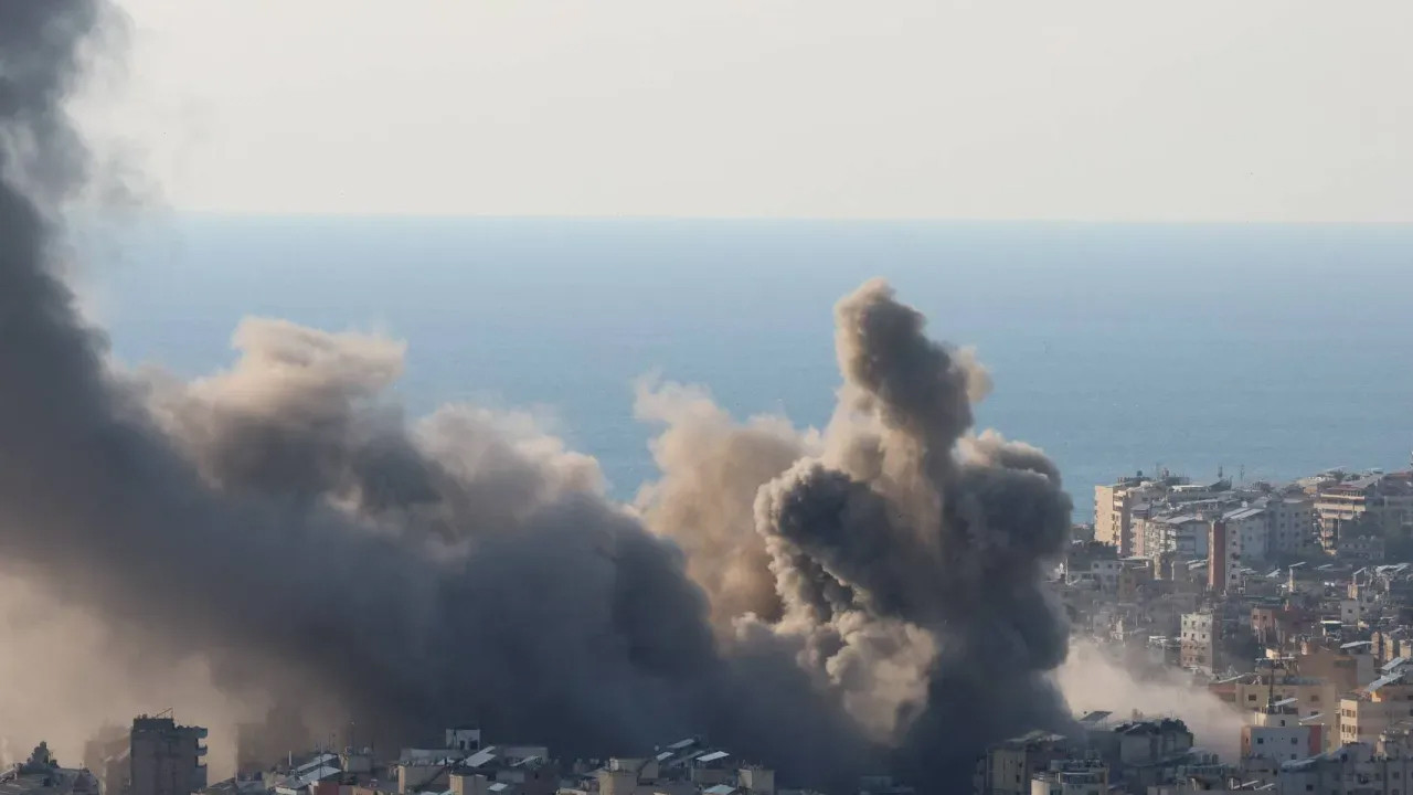 İsrail, Beyrut banliyölerine hava saldırısı düzenledi