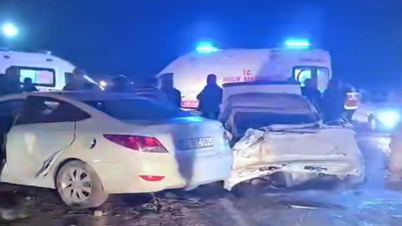 Şanlıurfa'yı sarsan çiftte kaza: 2 ölü, 13 yaralı