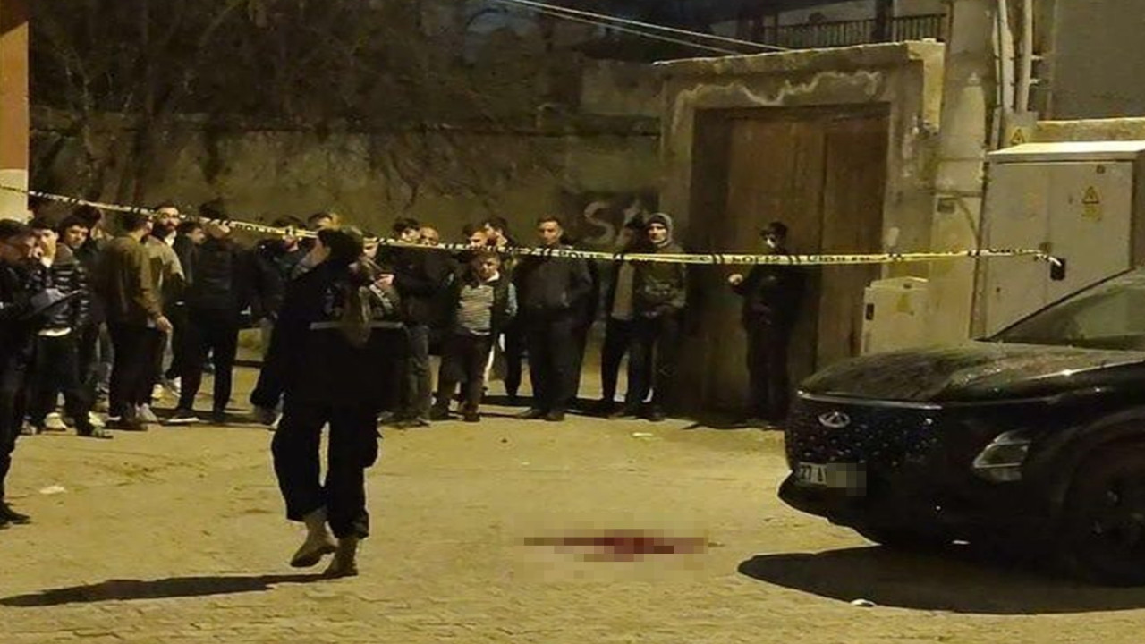 Şırnak'ta bir kişi sokakta yürürken başından vuruldu