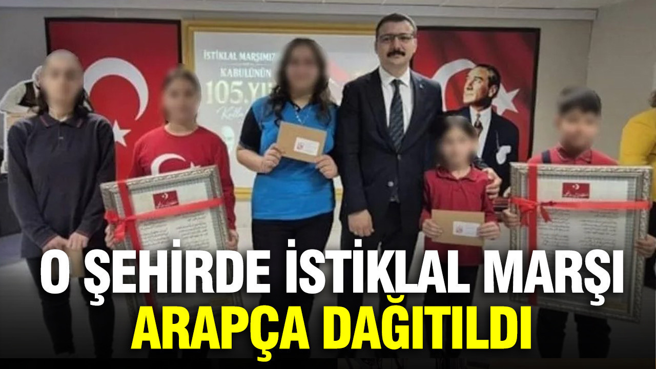 Edirne’de İstiklal Marşı Arapça dağıtıldı