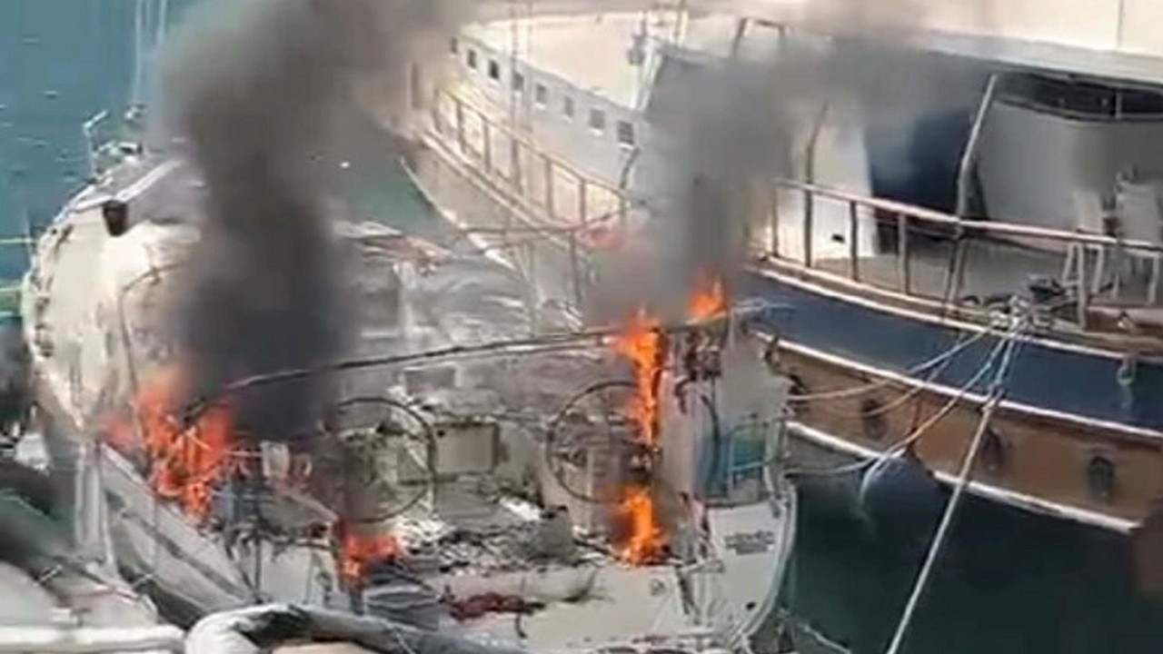 Fethiye Limanı’nda korku dolu anlar: Alevler ‘Miskin’ i sardı