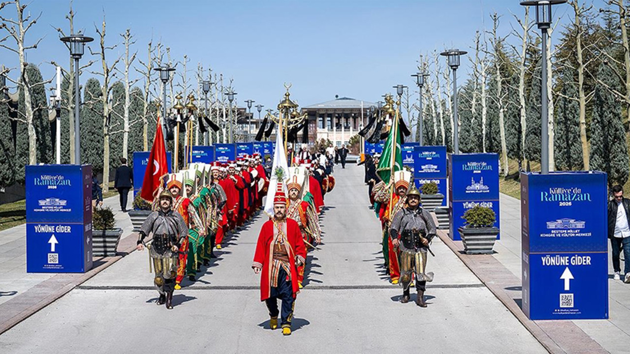 "Külliye'de Ramazan" etkinlikleri kapsamında Jandarma Mehteran Komutanlığı konser verdi