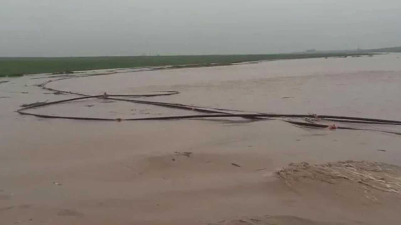 Mardin’de sağanak ve fırtına felaketi: Evler sular altında, çatılar uçtu