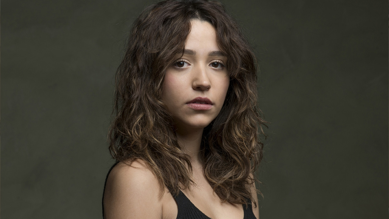 Zeynep Bastık'tan köpeğine sürpriz doğum günü