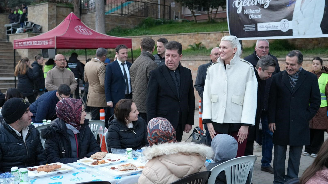 Bilecik’te iftar sevinci Cumhuriyet Meydanında yaşandı