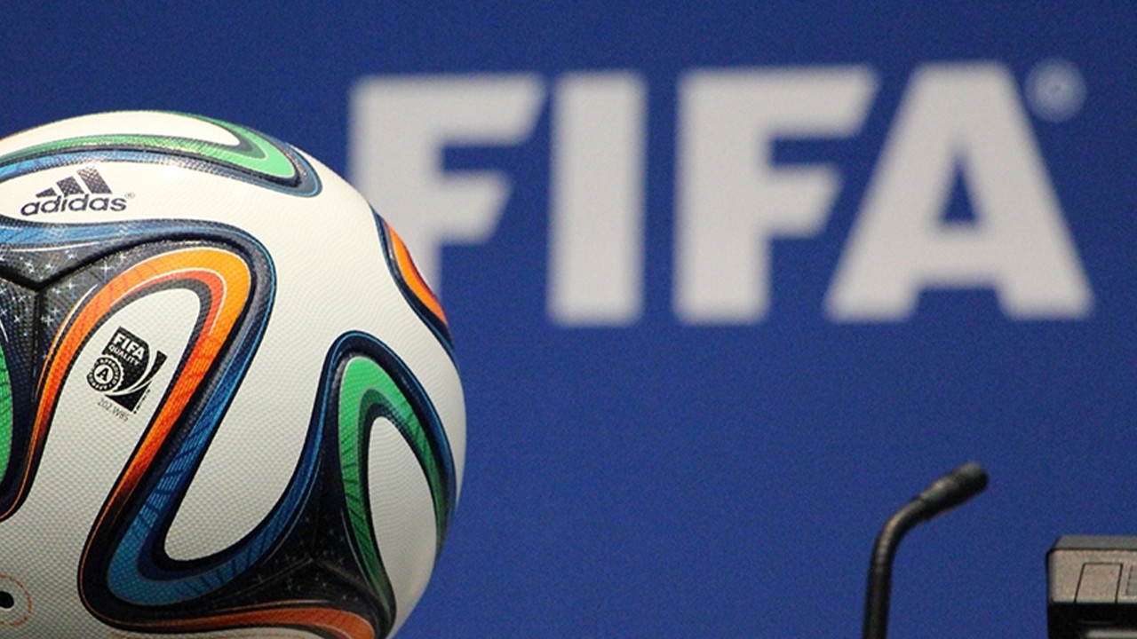FIFA İsrail’in futboldan men edilmeyeceğini açıkladı
