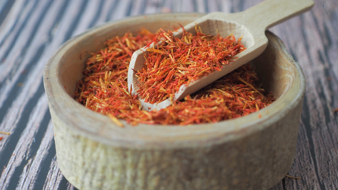 Modern yaşamda ruhsal zindelik ve safran ekstresi