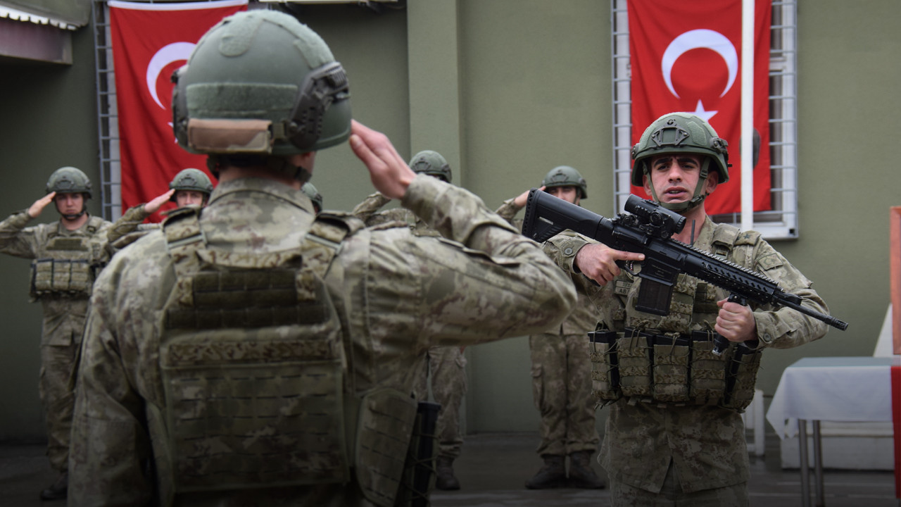 7/24 nöbette bayram sevinci: Hudut Kartalları'nın duygusal anları