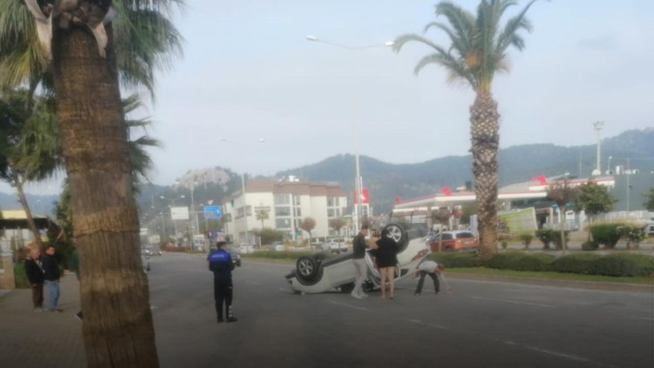 Alkol şişede durduğu gibi durmadı: Virajı alamayarak takla attı