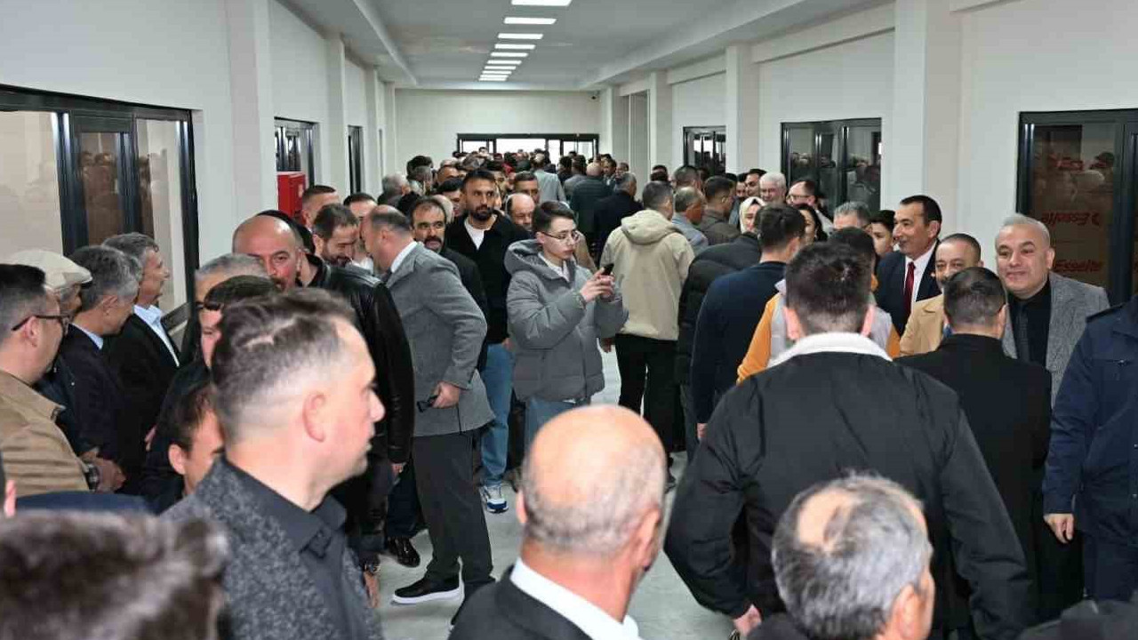 Demirci’de geleneksel bayramlaşma töreni