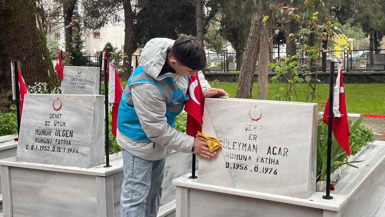 Şehit kabirlerine bayram temizliği