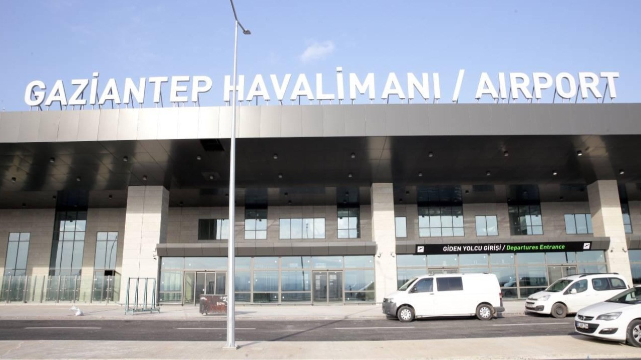 Gaziantep Havalimanı'ndan kavga ve gerginlik