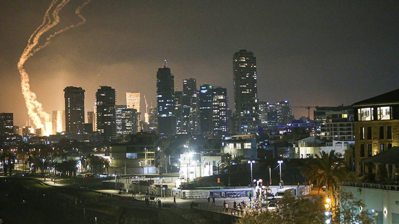 İran’dan füze misillemesi: İsrail’de sirenler devrede