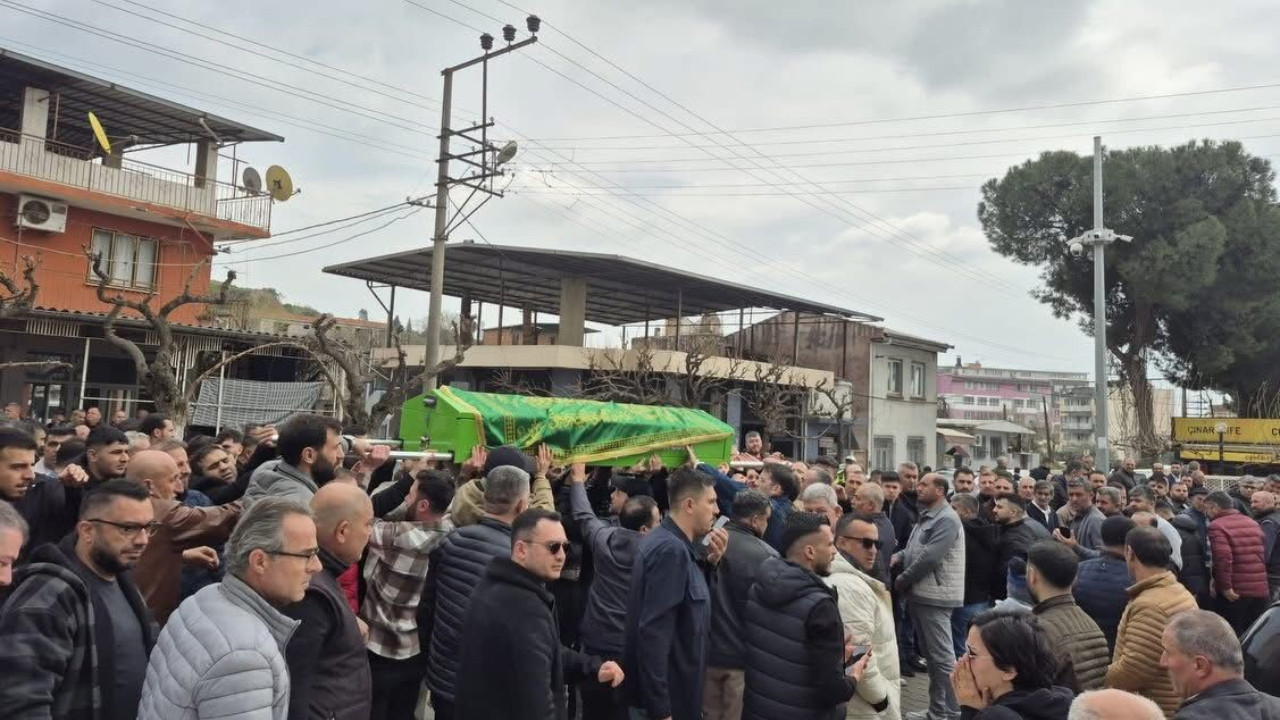 Silahlı saldırıda yaşamını yitiren kardeşler son yolculuğuna uğurlandı