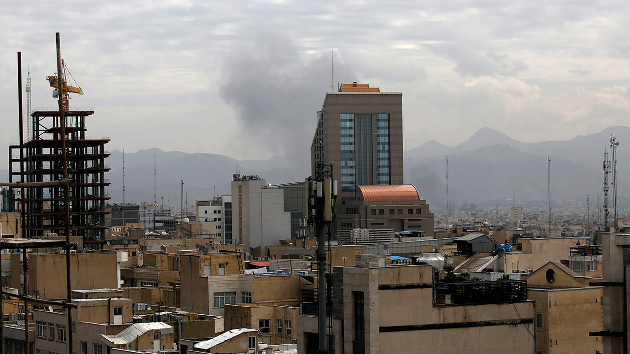 Tahran’da gece saldırısı iddiası: Balistik füze tesisleri vuruldu