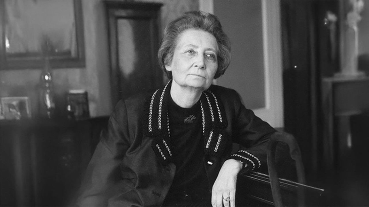 Tasavvufun ışığında bir medeniyet mütefekkiri: Samiha Ayverdi