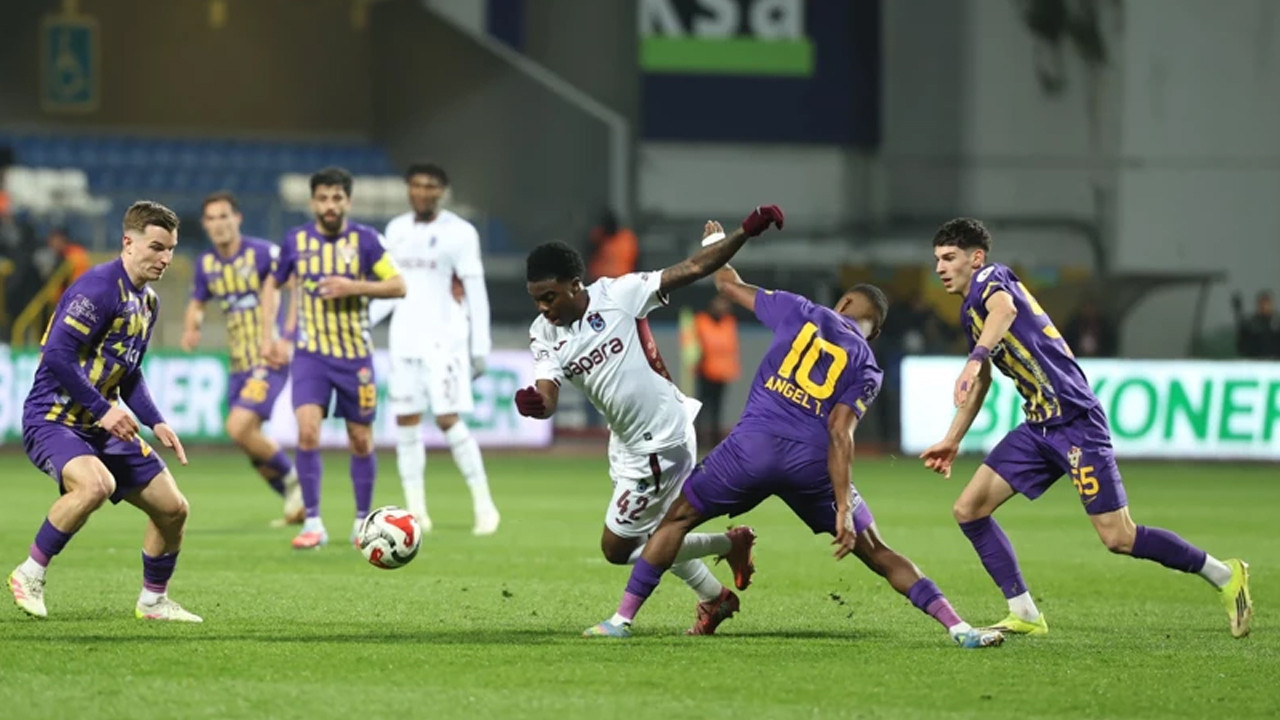 Trabzonspor'dan 9 futbolcu milli takım davet aldı