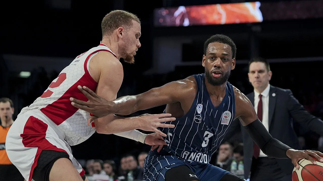 Anadolu Efes deplasmanda kaybetti