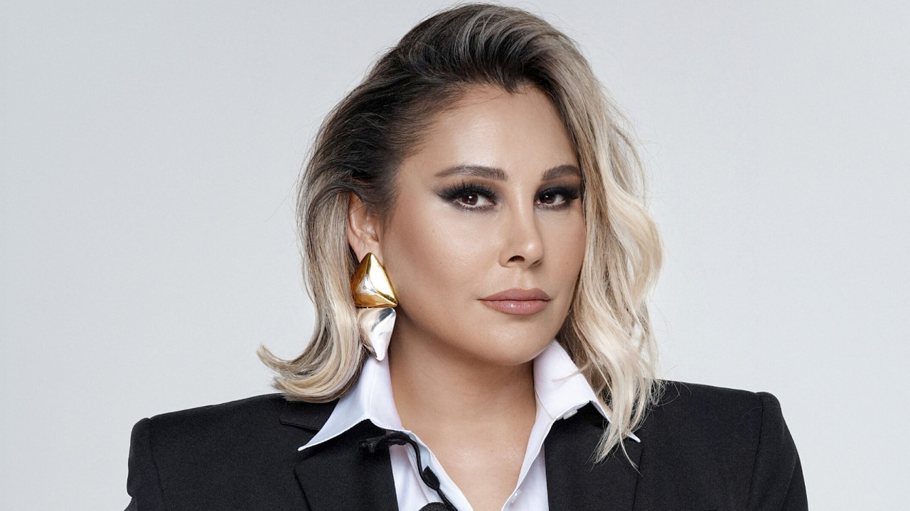 Funda Arar'ın çocukluk anıları güldürdü