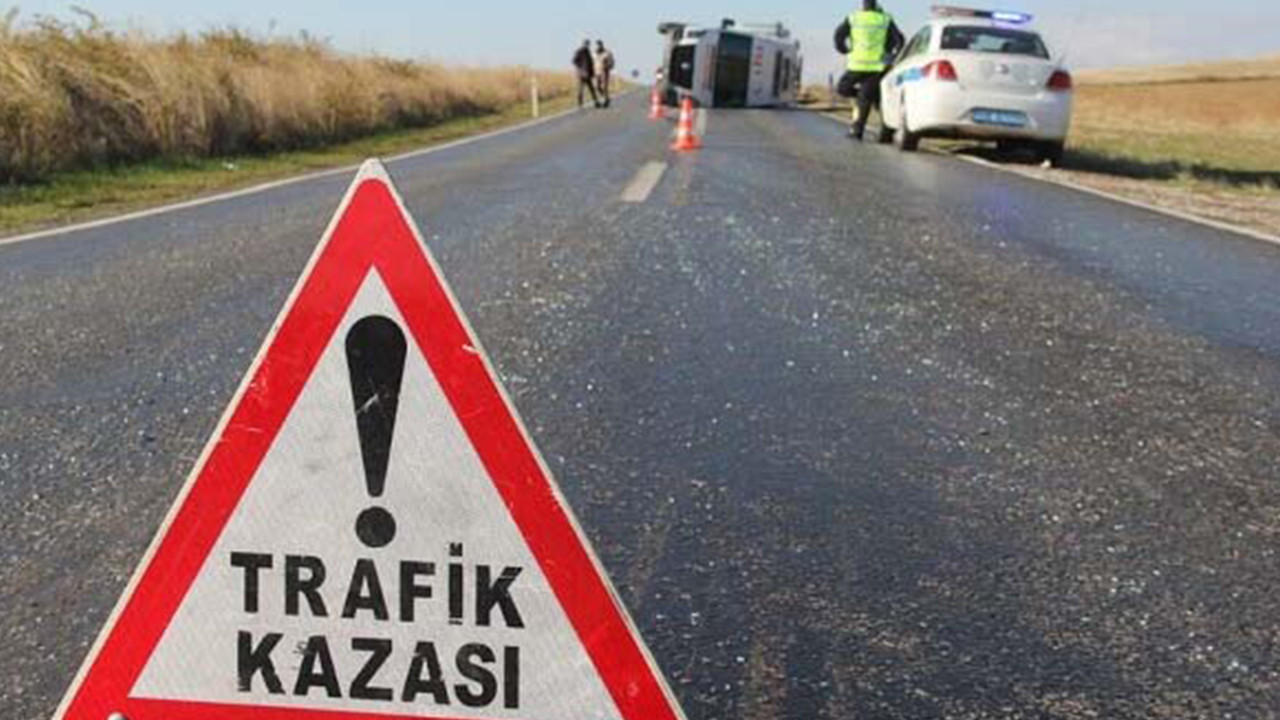 Nevşehir'de şarampole devrilen otomobildeki 4 kişi yaralandı