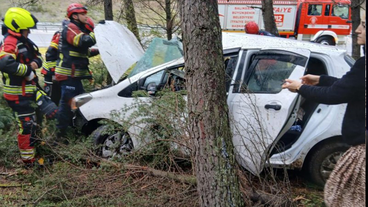 Otomobil ormanlık alana uçtu: Yaralılar var