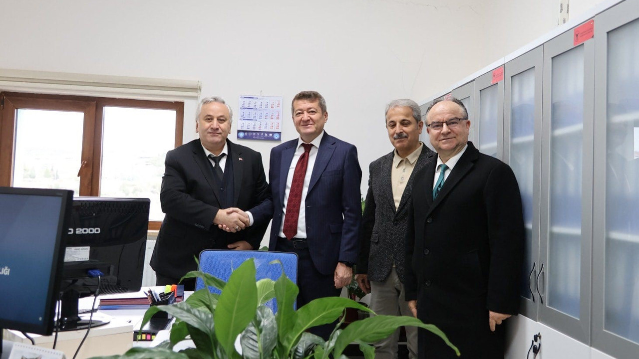 İl Milli Eğitim Müdürü Şimşek personeli ile bayramlaştı