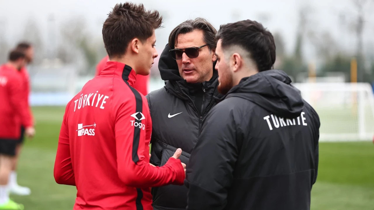 A Milli Takım'da 2 eksik: Merih ve Zeki Çelik antrenmana katılmadı