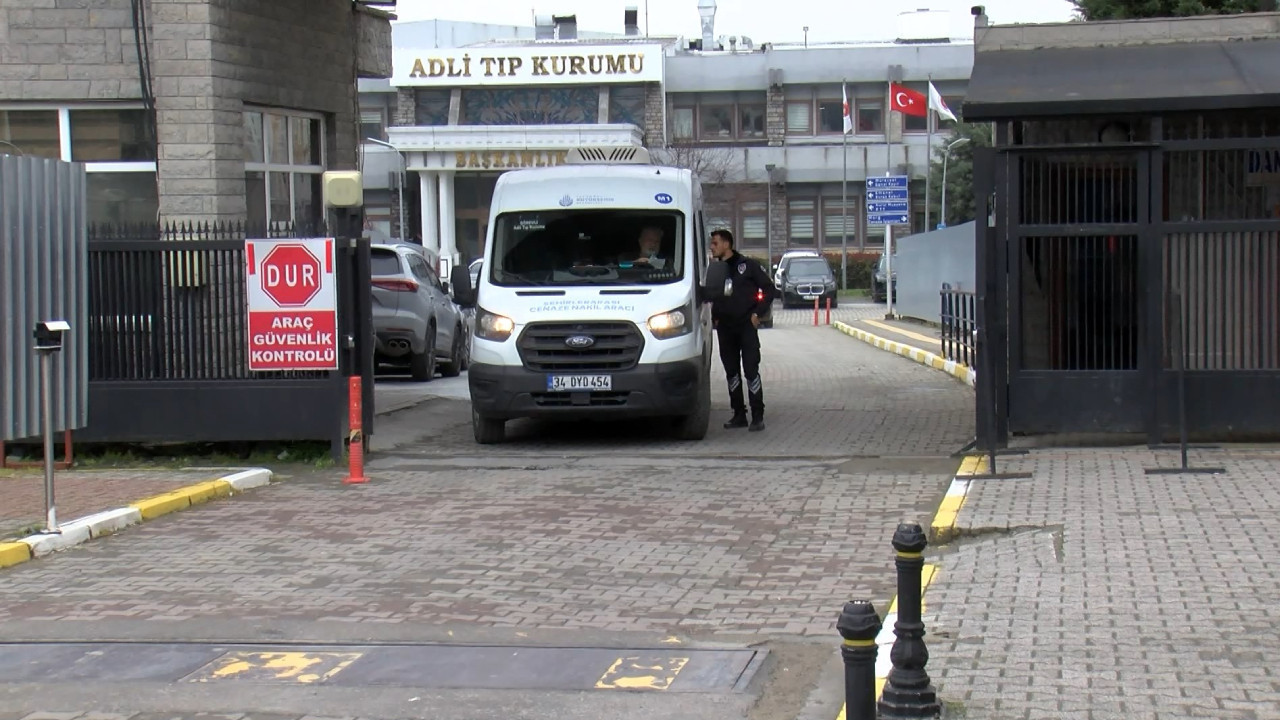 Adli tıp işlemleri tamamlandı: Erol Köse'nin cenazesi kızına teslim edildi