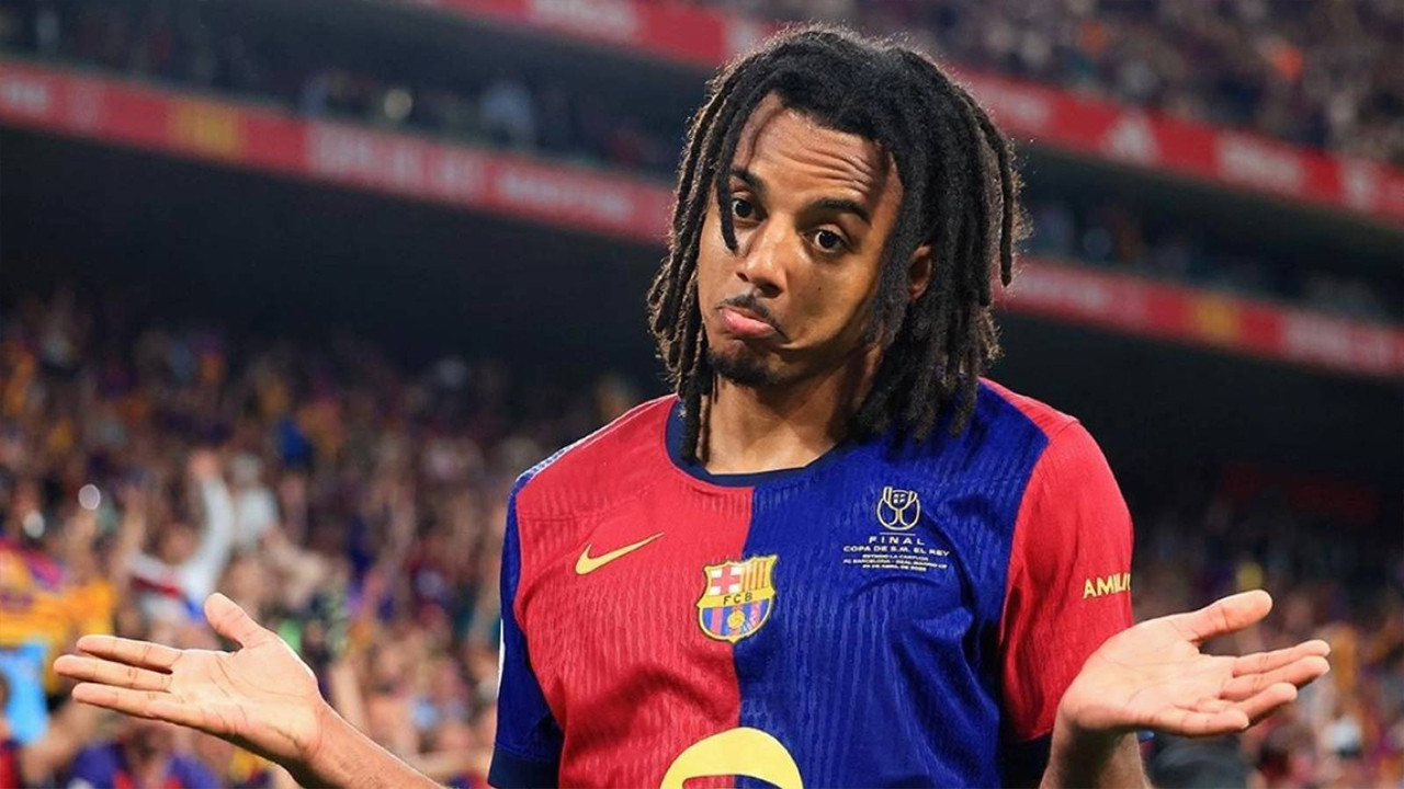 Barcelonalı yıldız Kounde Galatasaray taraftarını övdü: 'Atmosfer fenaymış'