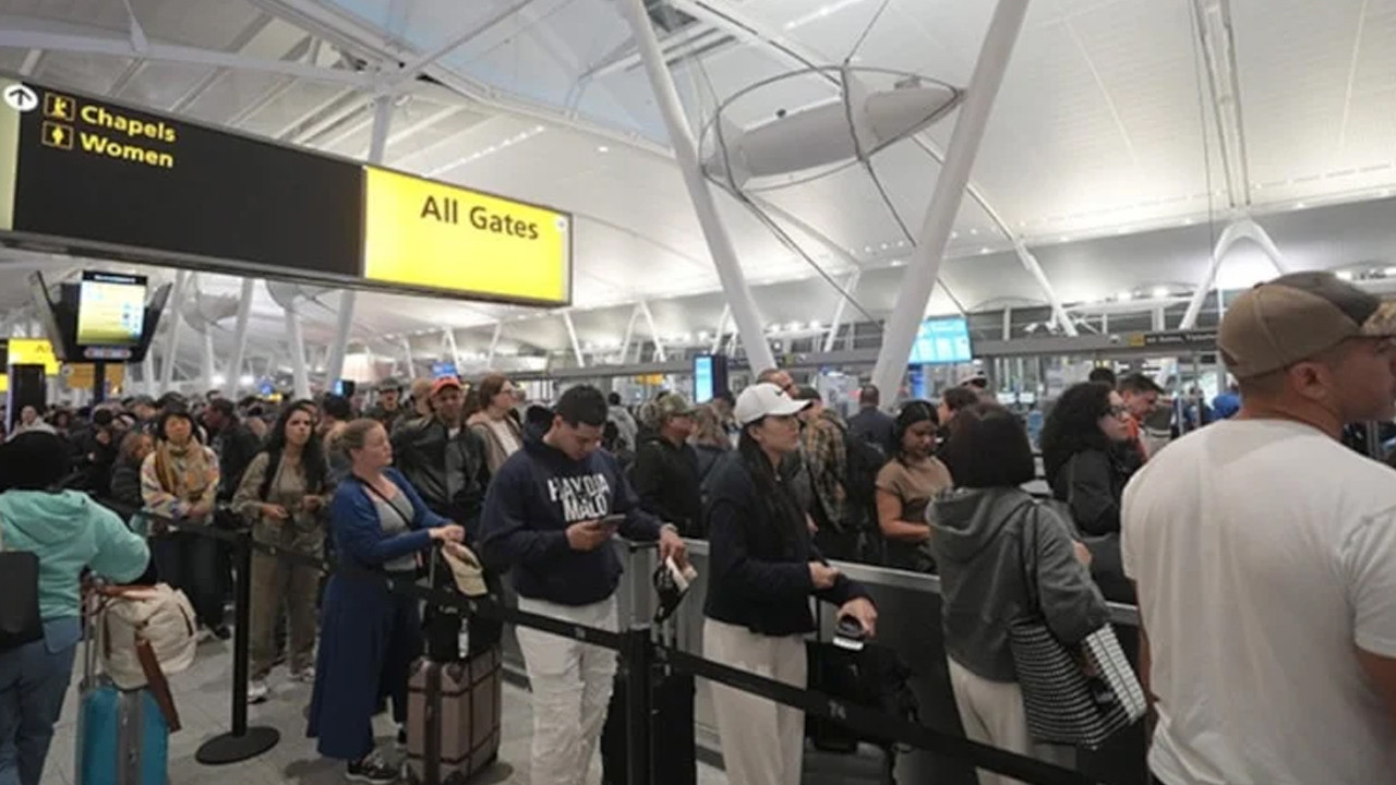 ABD’de hükümet kapanması uzarsa havaalanları kapanabilir